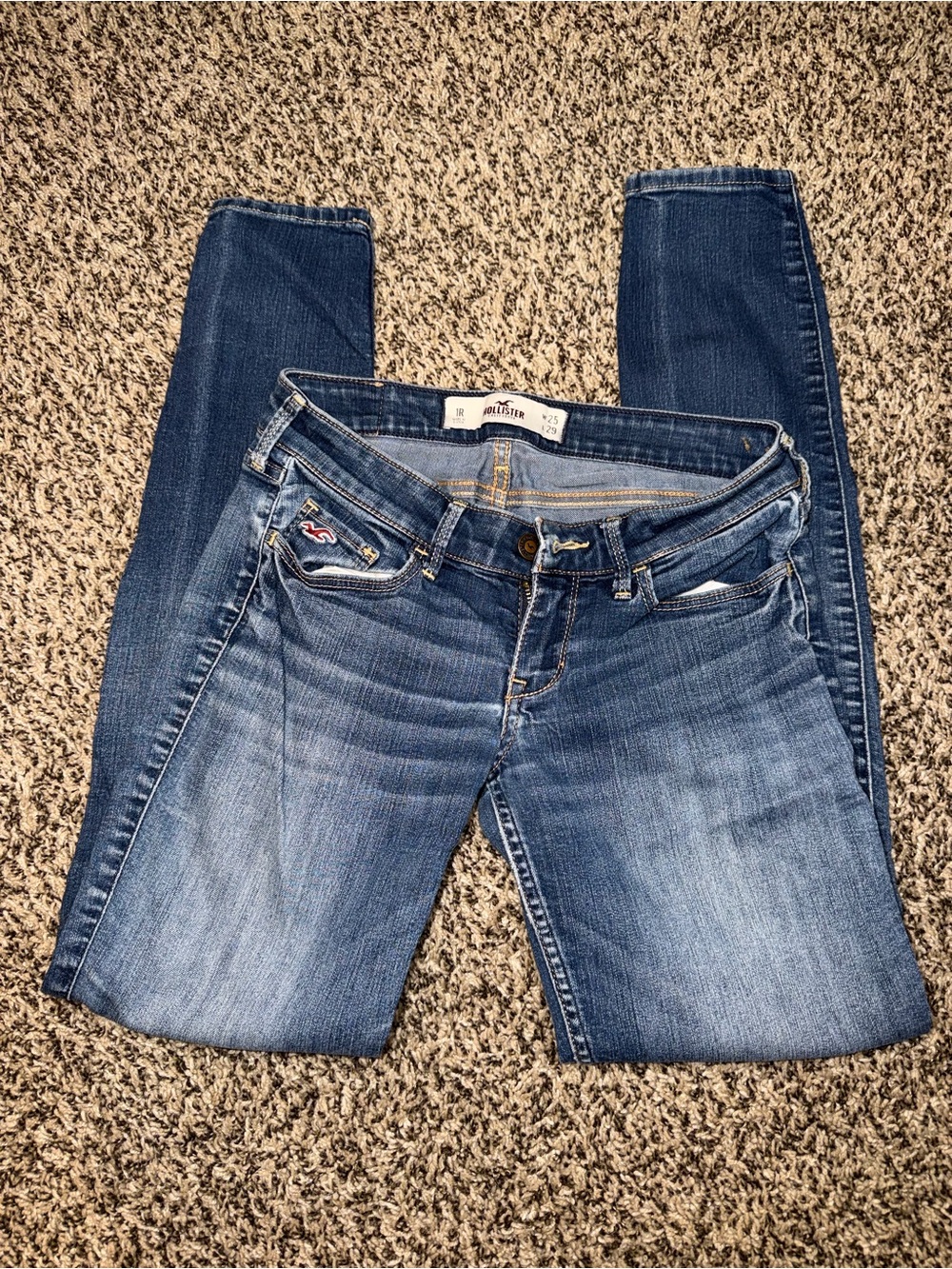 Hollister Women's Medium Blue Skinny Jeans